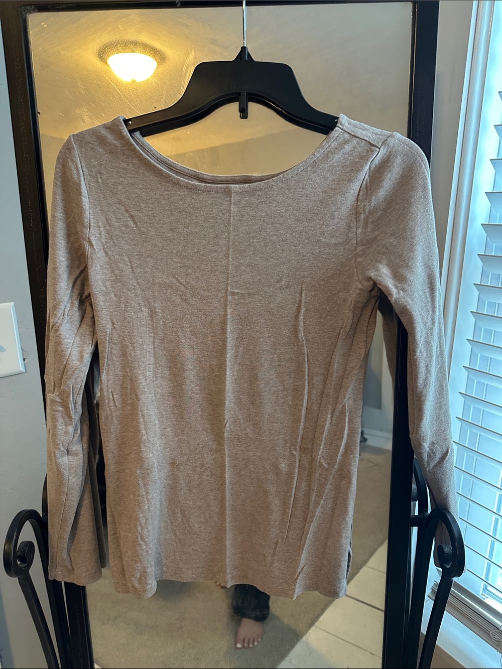 GAP Long-Sleeve Crewneck Top - Taupe